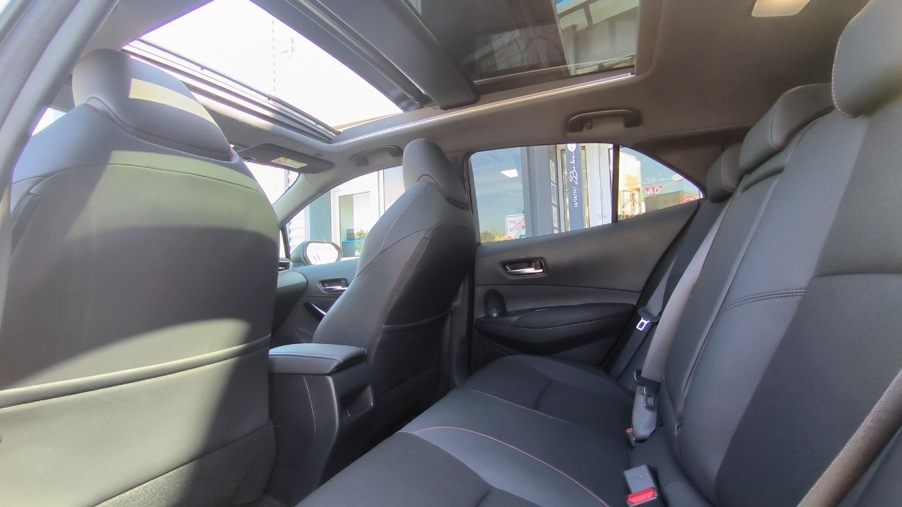 Mandataire TOYOTA COROLLA HYBRIDE 196ch GR Sport