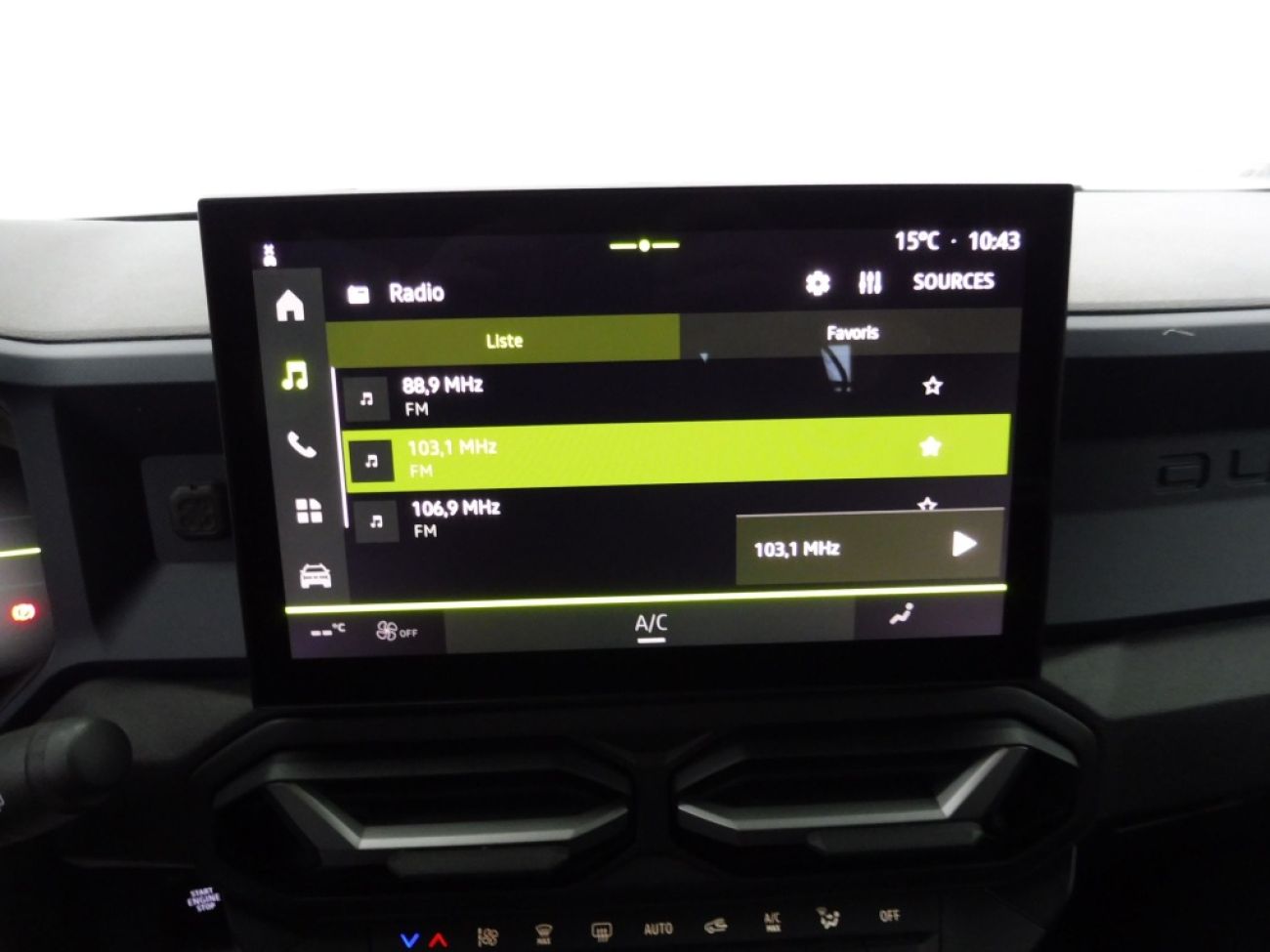 Mandataire Dacia DUSTER 1.6 HYBRID 140CH JOURNEY 4X2