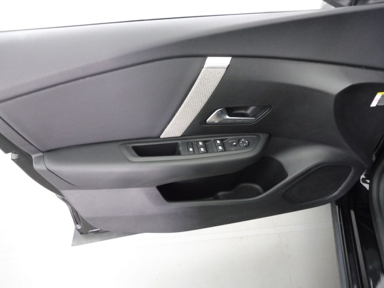 Mandataire Citroën C4 1.2 PURETECH 130shine