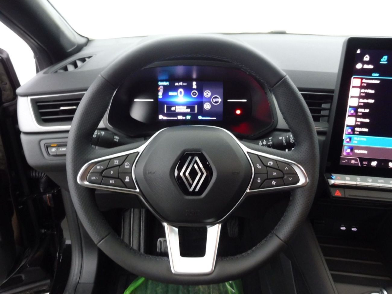 Mandataire RENAULT CAPTUR II 1.6 E-TECH FULL HYBRID 145CH TECHNO