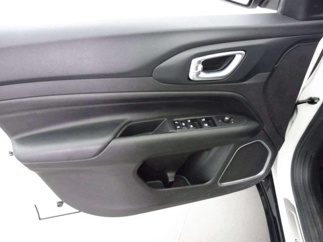 Mandataire Jeep Compass 1.3 TURBO T4 240CH PHEV 4XE S AT6 EAWD