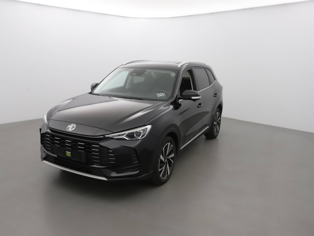 Mandataire MG ZS 1.5 HYBRID+ 197CH LUXURY