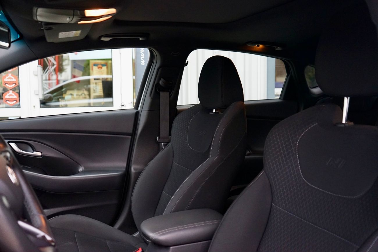 Mandataire Hyundai i30 FASTBACK 1.4 T-GDi 140 BVM6 N Line TOIT OUVRANT