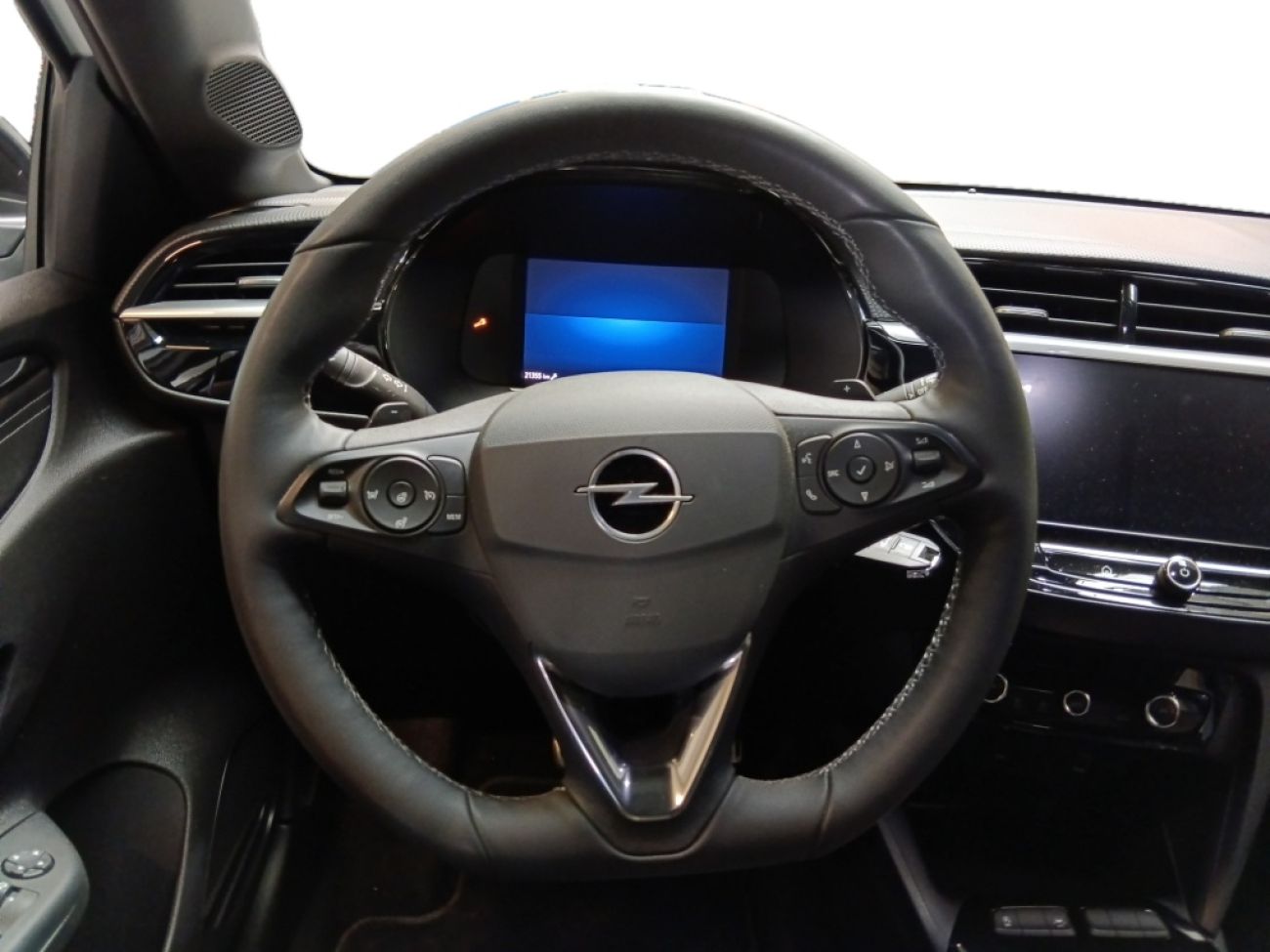 Mandataire Opel Corsa 1.2T 100 ATgs
