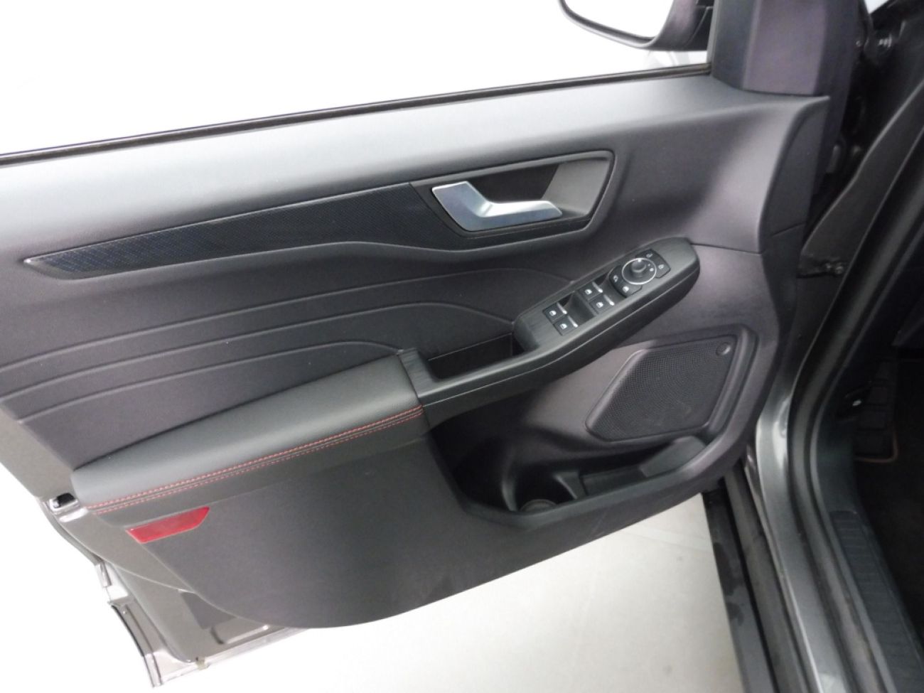 Mandataire Ford KUGA 2.0 TDCI 120CH ST-LINE POWERSHIFT