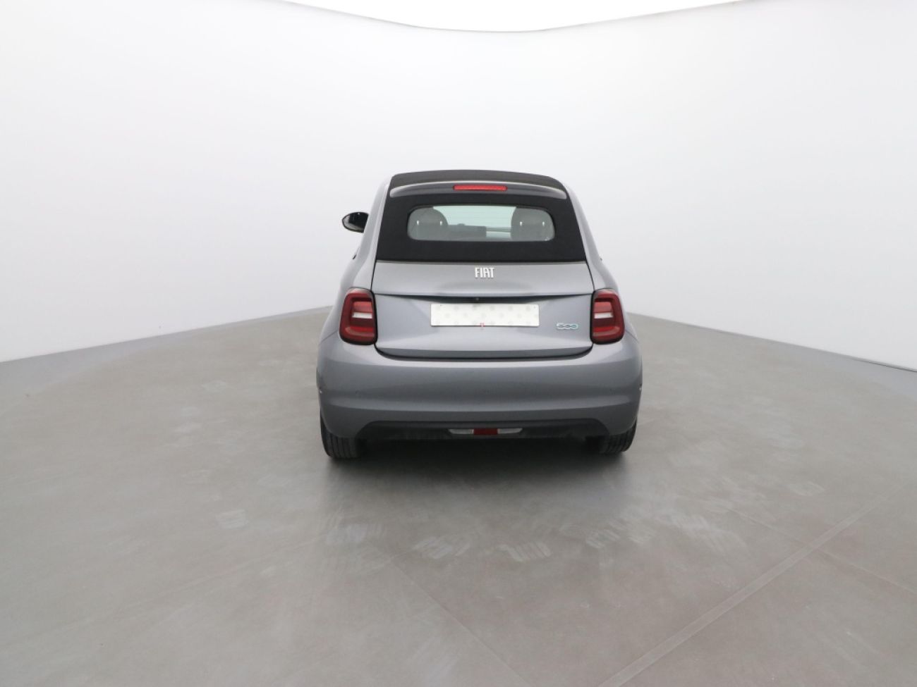 Mandataire FIAT 500C E 118CH ICONE