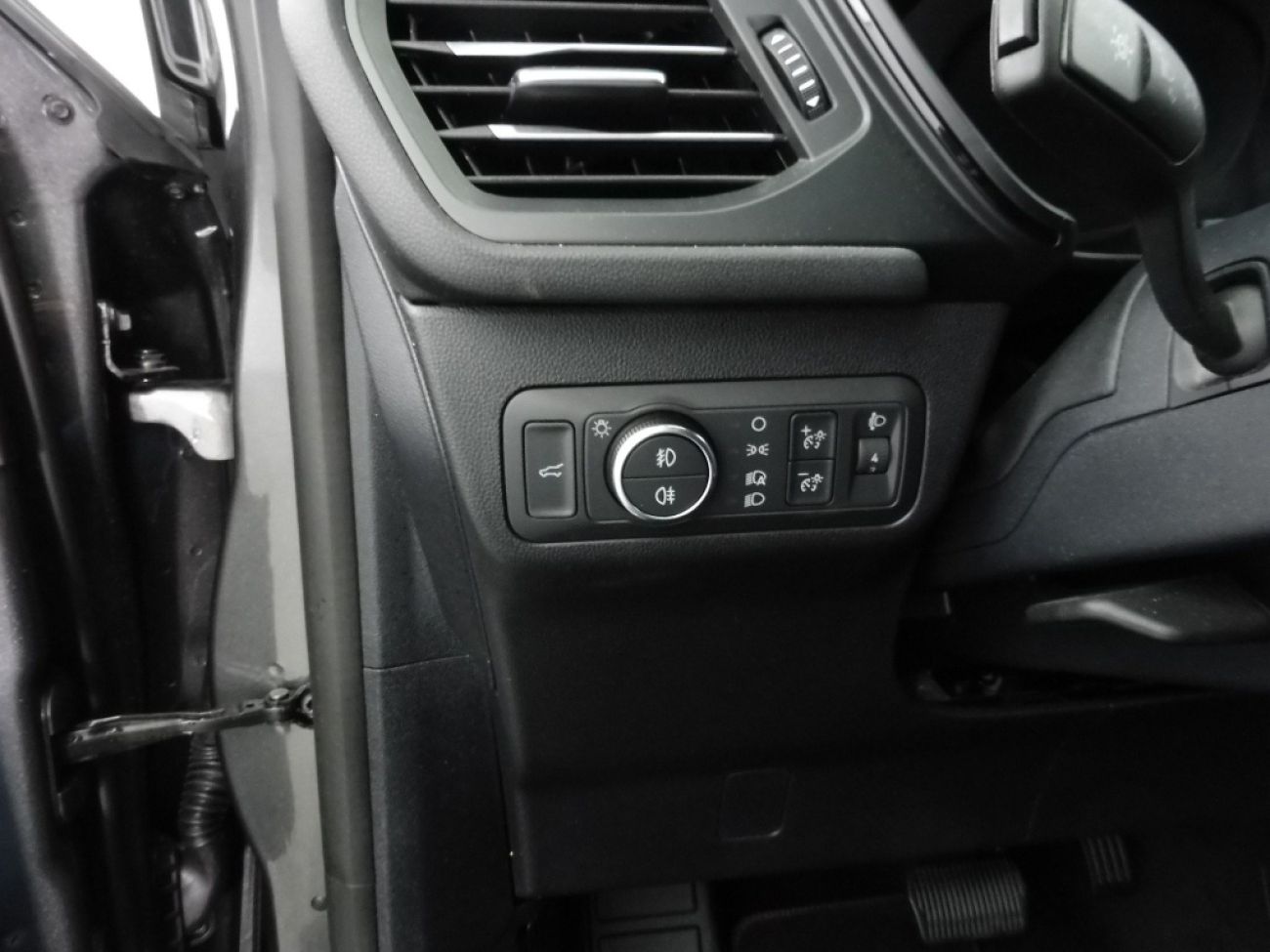 Mandataire Ford KUGA 2.0 TDCI 120CH ST-LINE POWERSHIFT