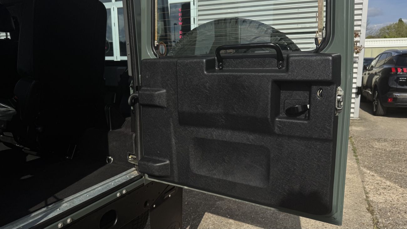 Mandataire LAND ROVER DEFENDER 90 II STATION WAGON Station Wagon E