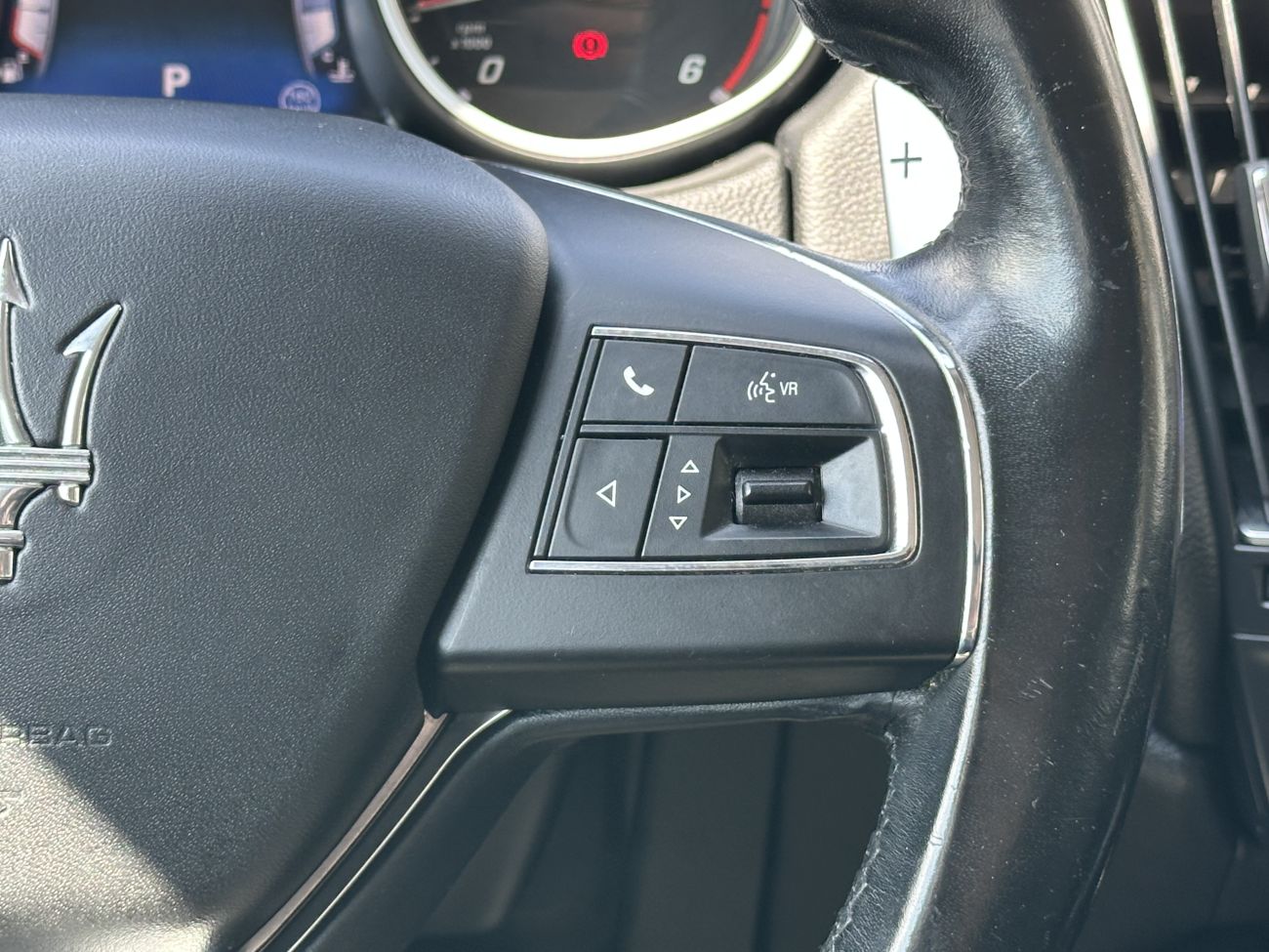 Mandataire MASERATI LEVANTE Diesel 3.0 V6 Turbo 275