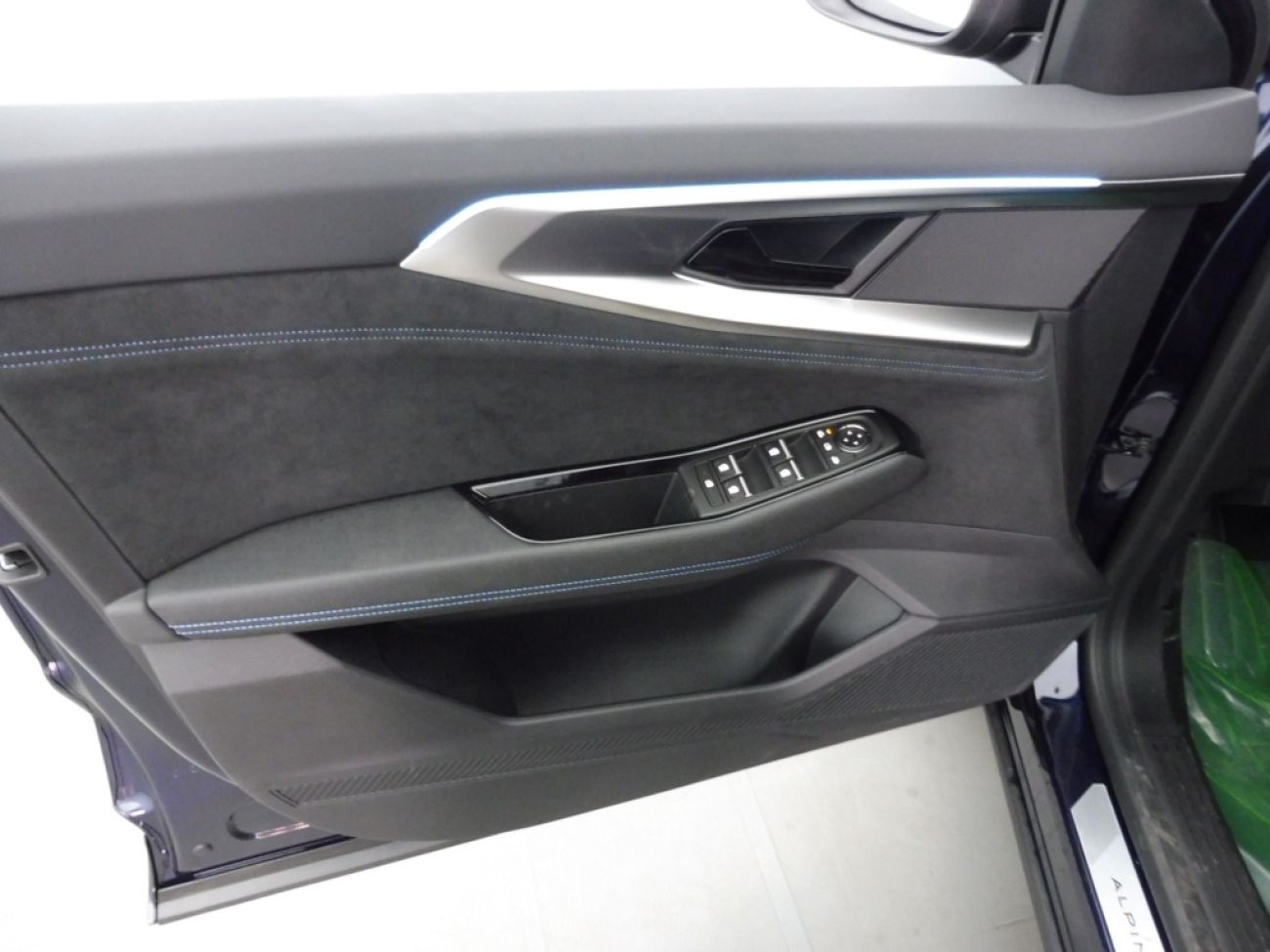 Mandataire RENAULT Espace 1.2 E-TECH FULL HYBRID 200CH ESPRIT ALPINE 7 PLACES - 25
