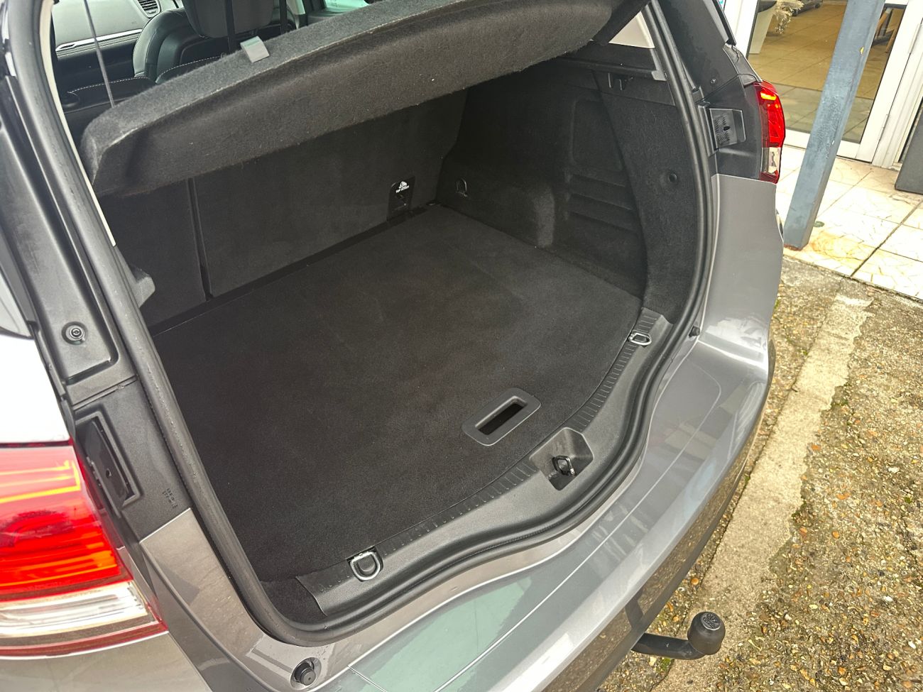 Mandataire RENAULT SCENIC IV dCi 160 Energy EDC Intens