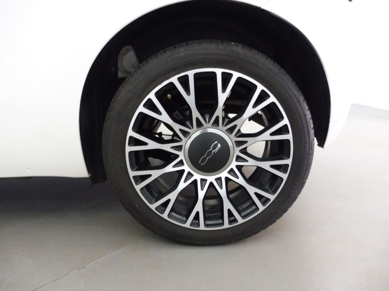 Mandataire FIAT 500 1.0 70CH BSG SERIE 1