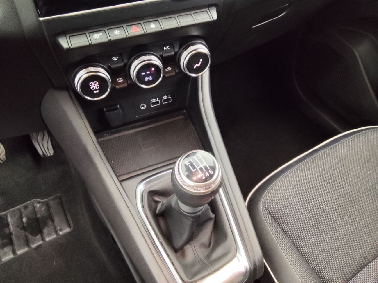 Mandataire RENAULT Captur 1.0 TCE 90CH TECHNO