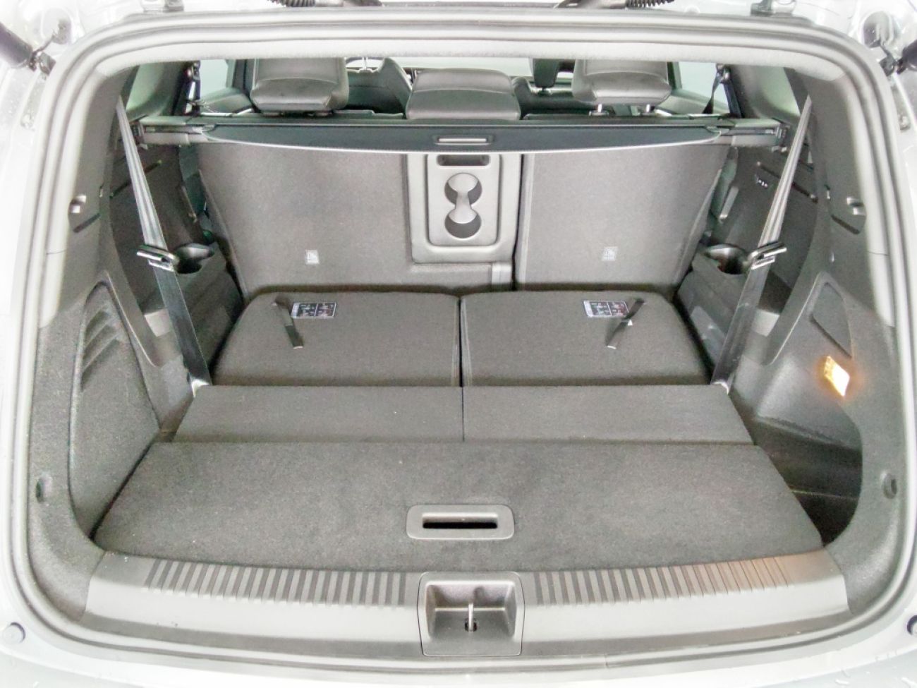 Mandataire RENAULT ESPACE VI 1.2 E-TECH FULL HYBRID 200CH ESPRIT ALPINE 7 PLACES - 24