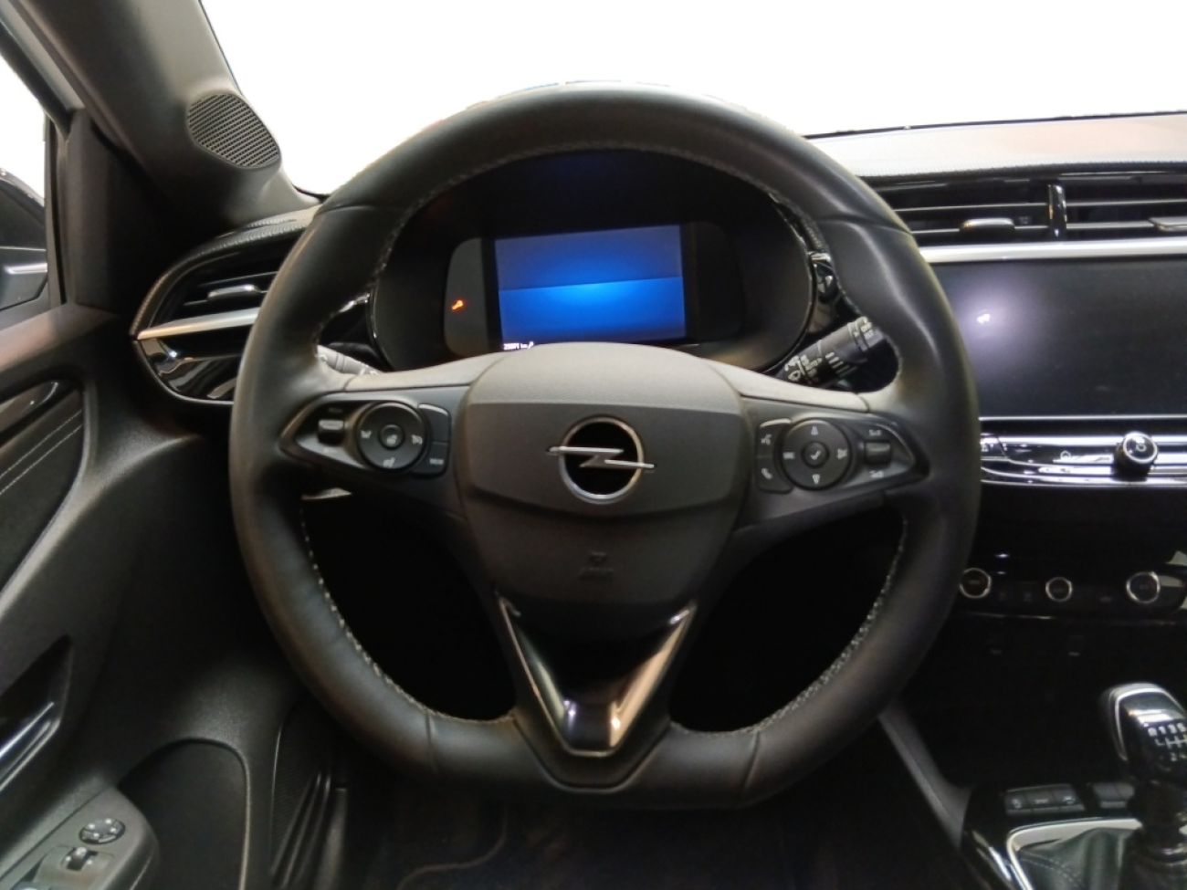 Mandataire Opel Corsa 1.2T 100gs