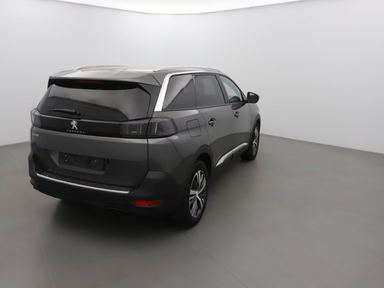 Mandataire PEUGEOT 5008 1.5 BLUEHDI 130CH S&S ALLURE PACK EAT8