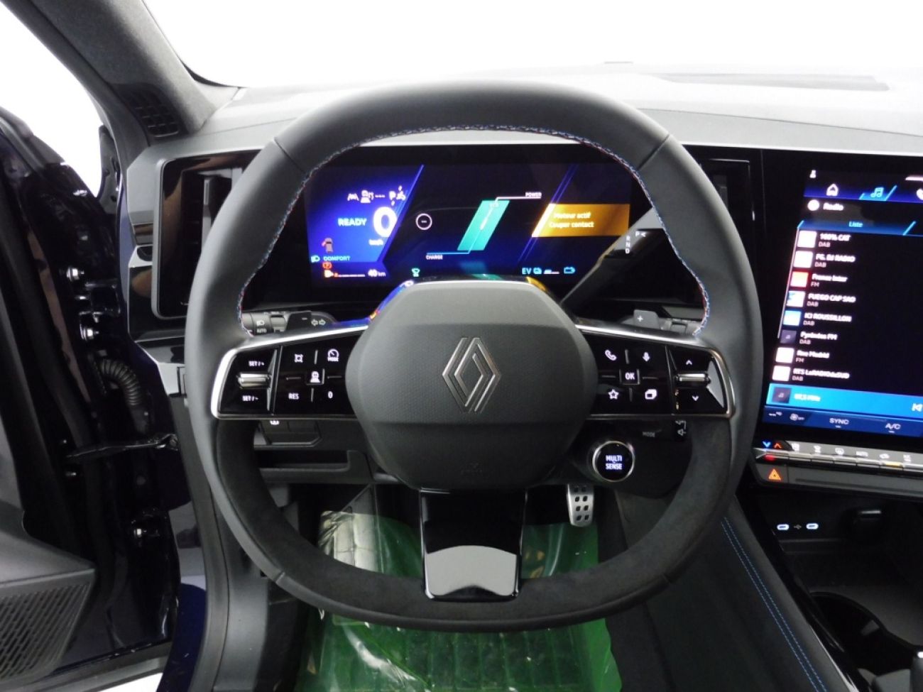 Mandataire RENAULT Espace 1.2 E-TECH FULL HYBRID 200CH ESPRIT ALPINE 7 PLACES - 25