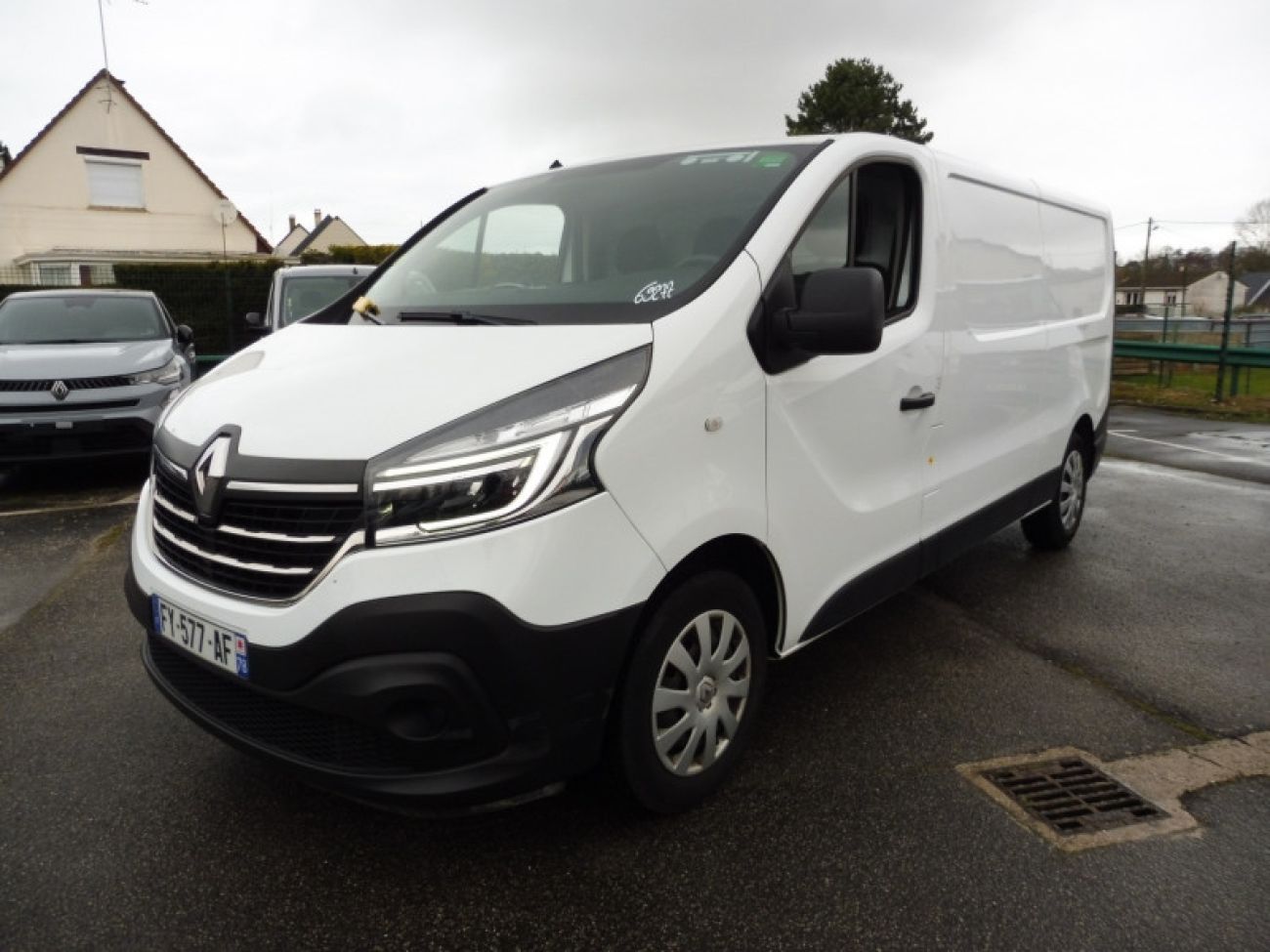 Mandataire RENAULT TRAFIC III FG L2H1 1300 2.0 DCI 120CH GRAND CONFORT S&S E6