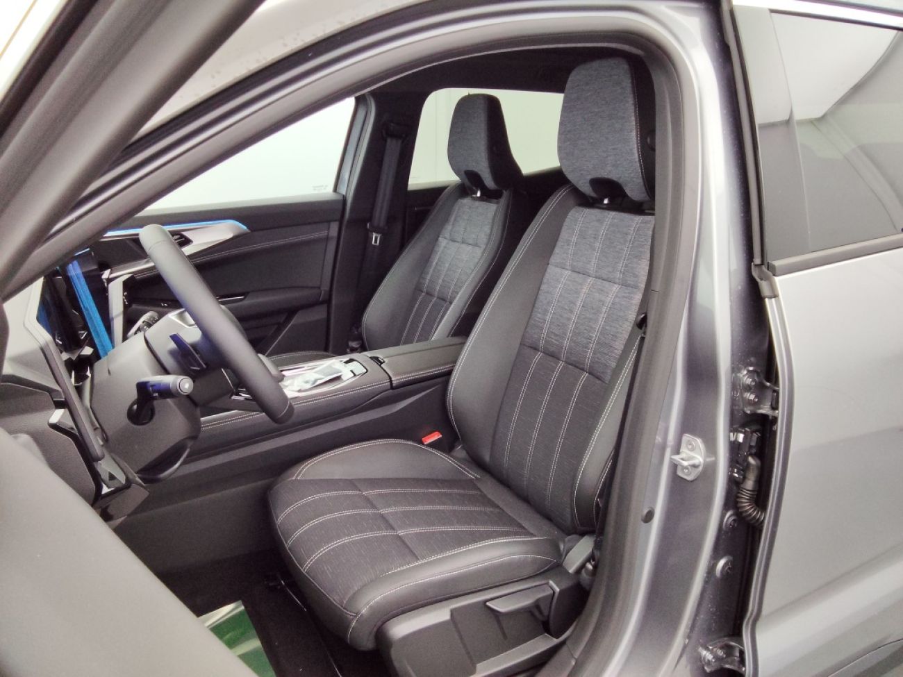 Mandataire RENAULT Austral 1.2 E-TECH FULL HYBRID 200CH TECHNO - 24