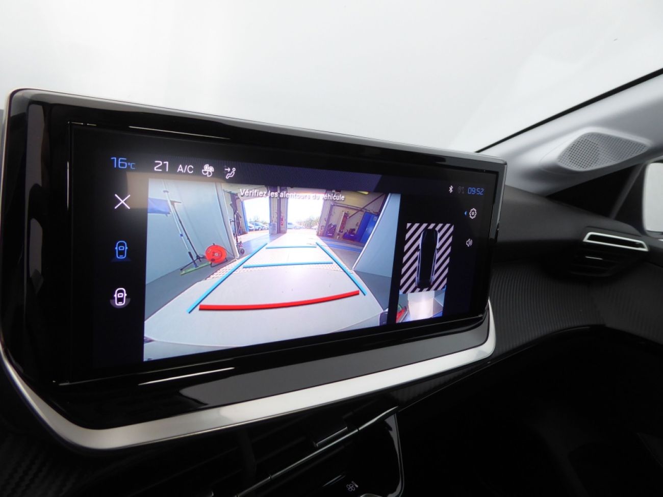 Mandataire PEUGEOT 208 1.2 PURETECH 100CH S&S ALLURE