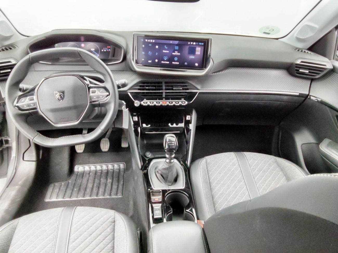 Mandataire PEUGEOT 208 1.2 100CH S&S ALLURE