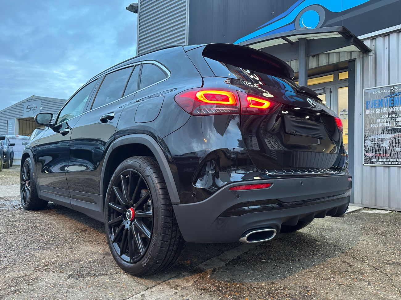 Mandataire MERCEDES GLA 200 d 8G-DCT AMG Line edition 1 toit pano