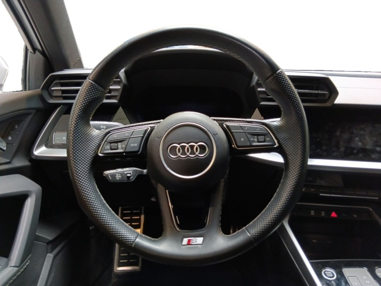 Mandataire AUDI A3 Sportback 35 TFSI 150CH MILD HYBRID S LINE S TRONIC 7