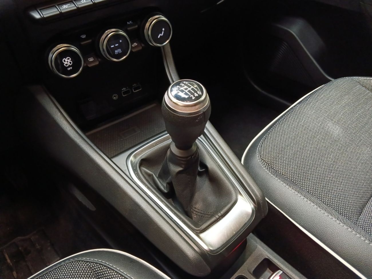 Mandataire RENAULT Captur 1.0 TCE 90CH TECHNO