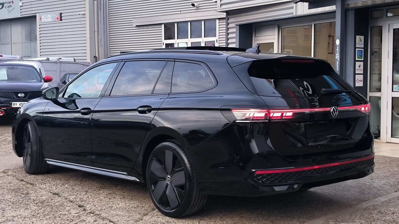 Mandataire VOLKSWAGEN PASSAT 2.0 TDI EVO SCR 150 DSG7 R-Line