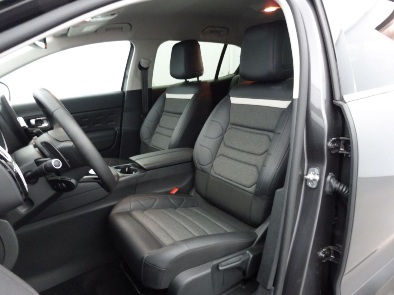 Mandataire Citroën C5 Aircross 1.5 BLUEHDI 130CH PLUS BOITE AUTOMATIQUE