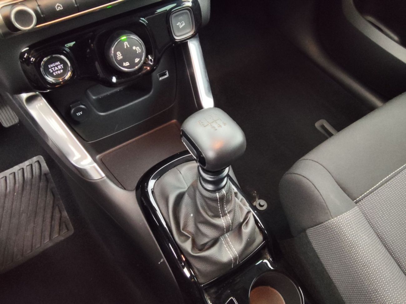 Mandataire Citroën C3 Aircross 1.2 PURETECH 110CH SHINE