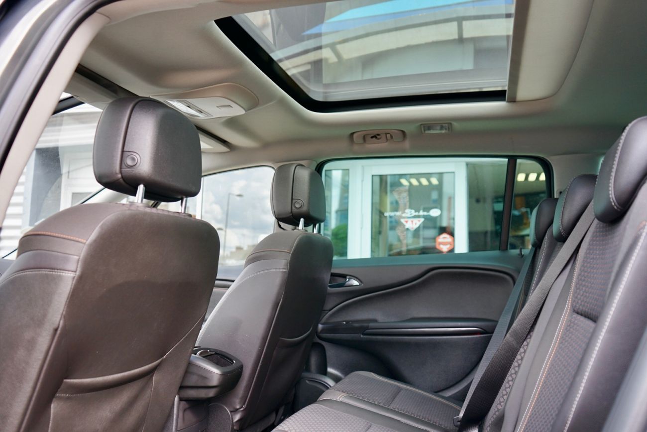 Mandataire Opel ZAFIRA TOURER 1.6 CDTI 136 ch Start/Stop EcoFlex Cosmo Pack 7 PLACES