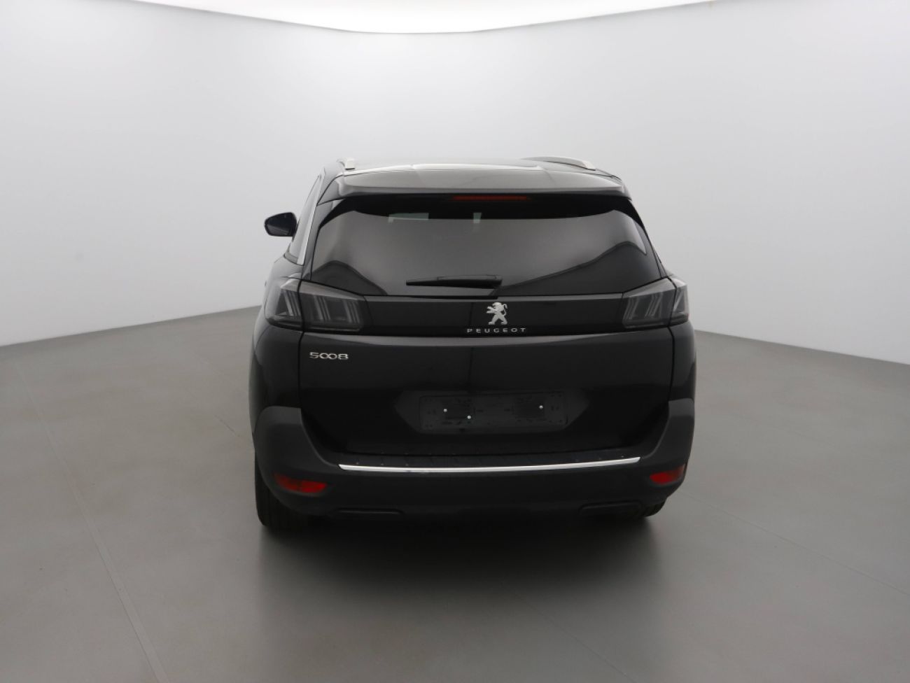 Mandataire PEUGEOT 5008 1.5 BLUEHDI 130CH S&S ALLURE PACK EAT8