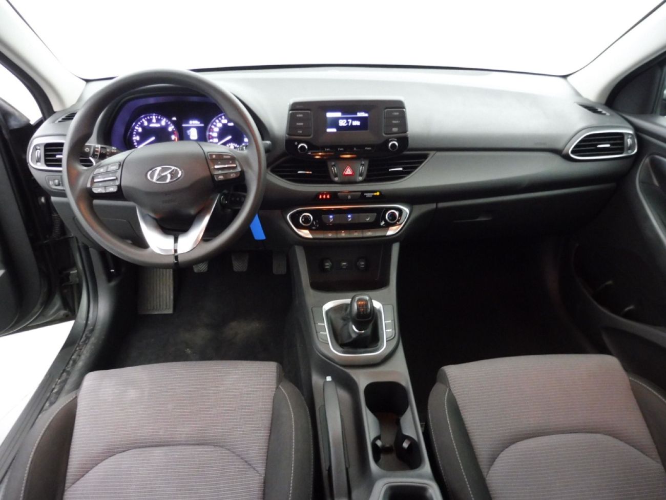 Mandataire Hyundai i30 1.5 DPI 110-