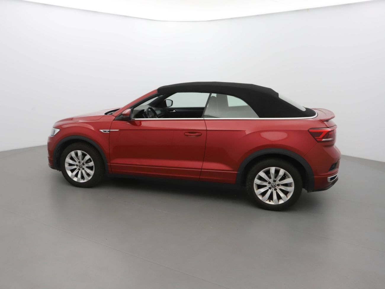 Mandataire VOLKSWAGEN T-Roc Cabriolet 1.5 TSI 150 DSGr-line