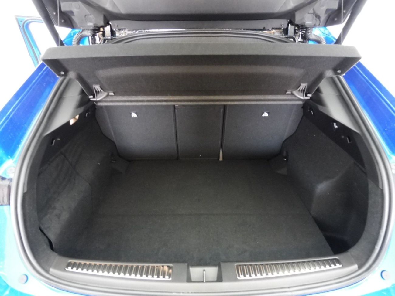 Mandataire RENAULT RAFALE 1.2 E-TECH FULL HYBRID 200CH ESPRIT ALPINE - 25