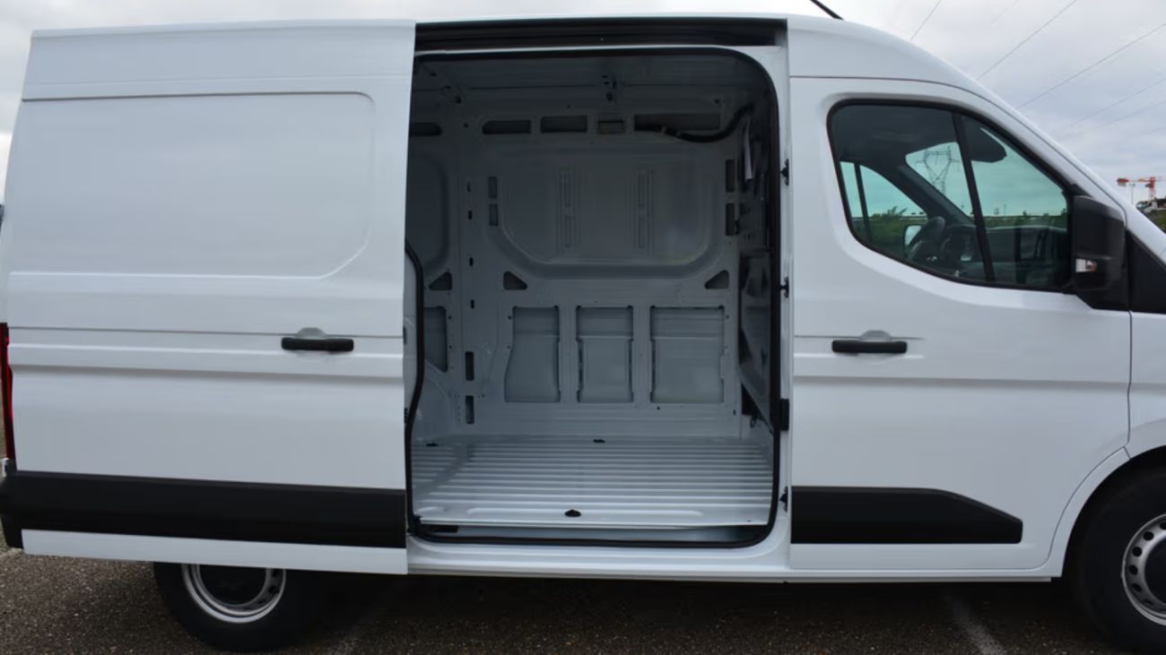 Mandataire RENAULT MASTER FOURGON IV L2H2 Traction FG  EXTRA  3T5 Blue dCi 130