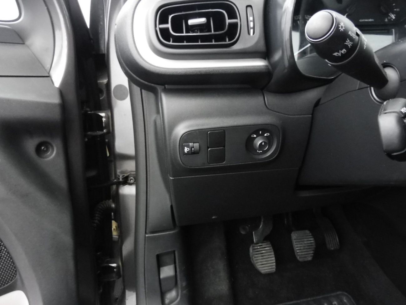 Mandataire Citroën C3 1.5 BLUEHDI 100CH S&S PLUS