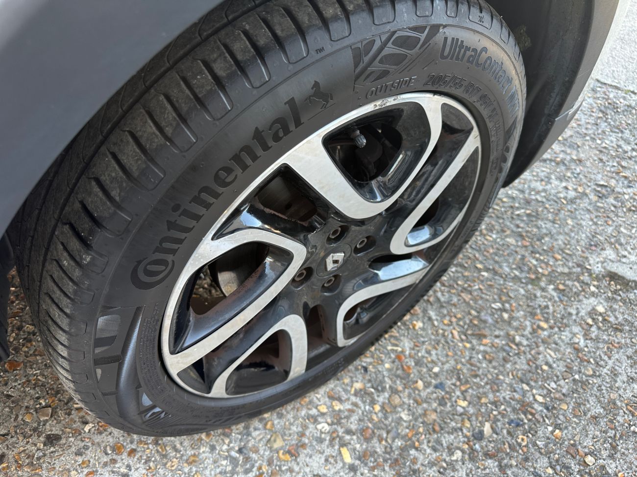 Mandataire RENAULT CAPTUR TCe 120 Intens EDC