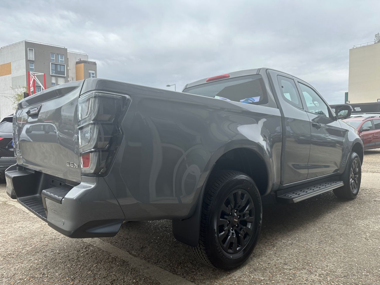 Mandataire ISUZU D-MAX SPACE NITRO SPORT 2.2 A/T 4x4 MY2026 Euro6e-bis