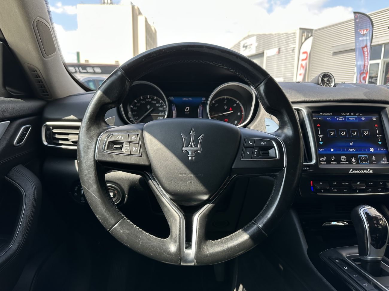 Mandataire MASERATI LEVANTE Diesel 3.0 V6 Turbo 275