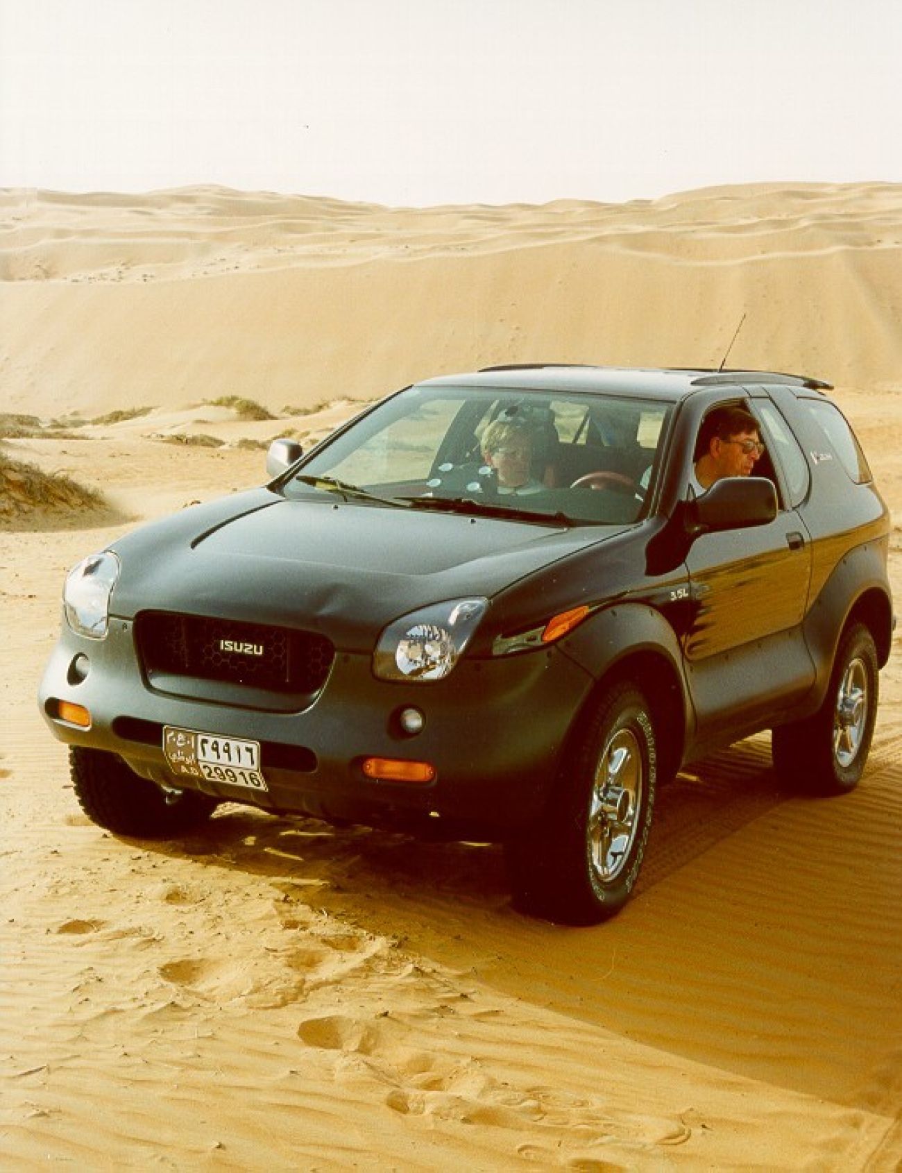 Mandataire ISUZU VEHICROSS V6 3.5L 215CV