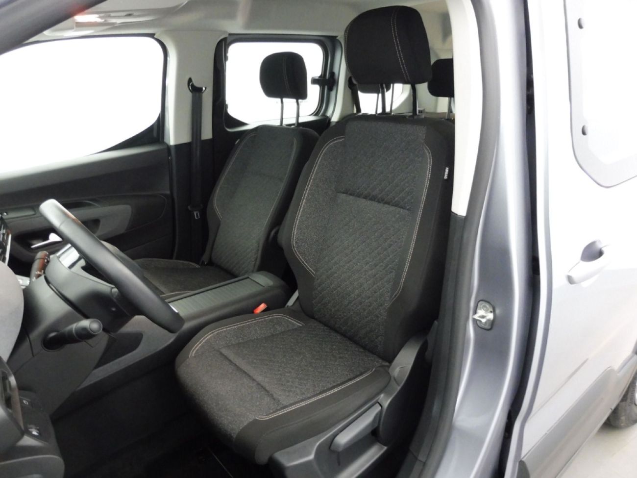 Mandataire PEUGEOT RIFTER TAILLE M - 1.5 BLUEHDI 100CH S&S ALLURE 5 PLACES