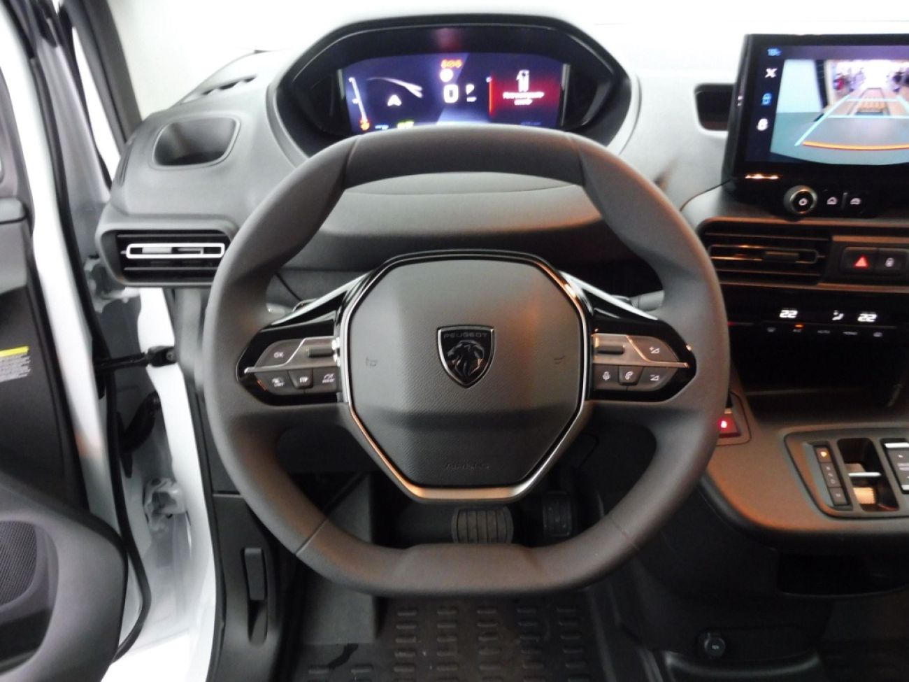 Mandataire PEUGEOT Partner XL 950KG BLUEHDI 130CH S&S EAT8