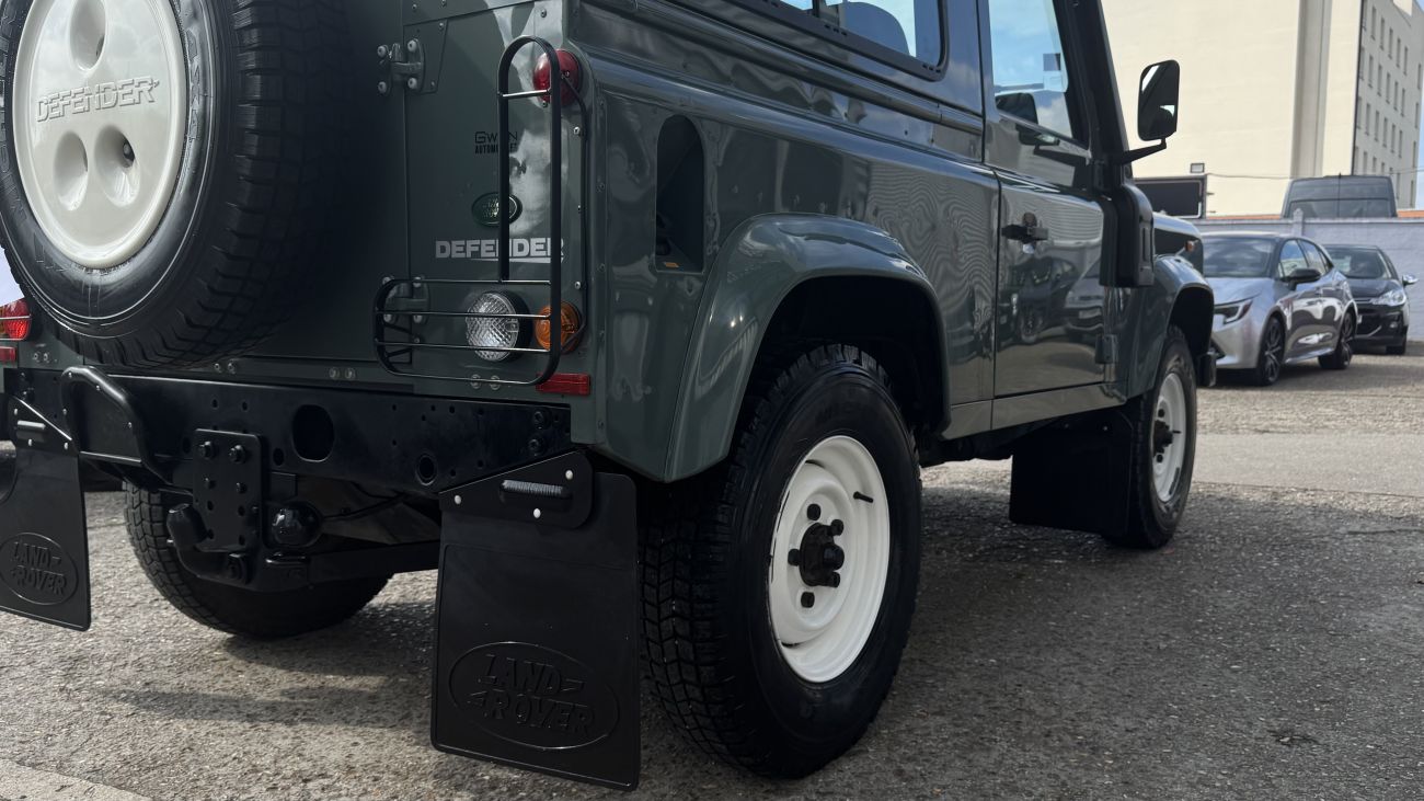Mandataire LAND ROVER DEFENDER 90 II STATION WAGON Station Wagon E