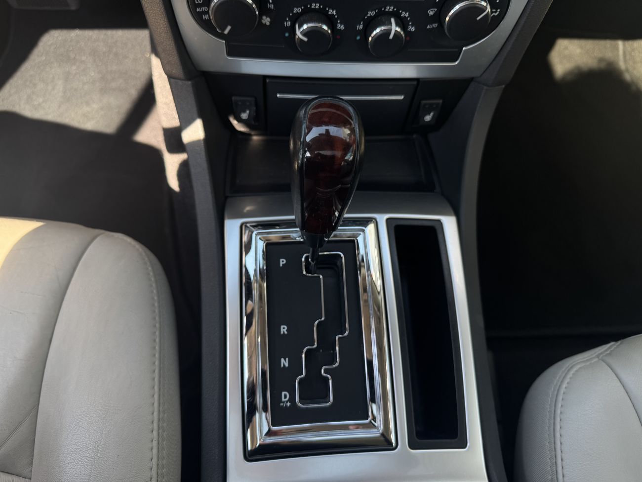 Mandataire CHRYSLER 300C 3.0 CRD A