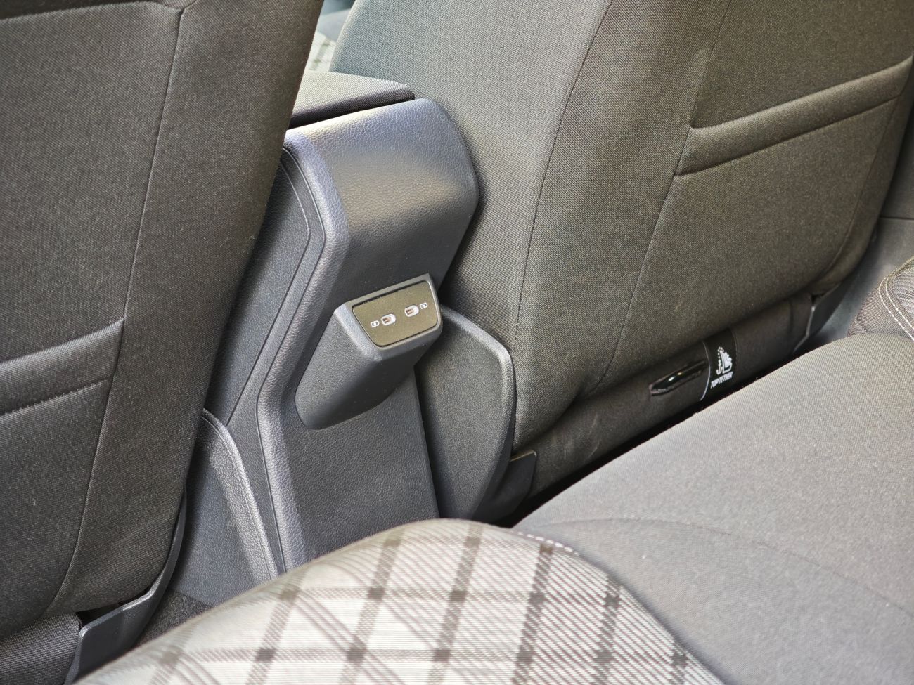 Mandataire VOLKSWAGEN POLO 1.0 TSI 110 S&S DSG7 R-Line