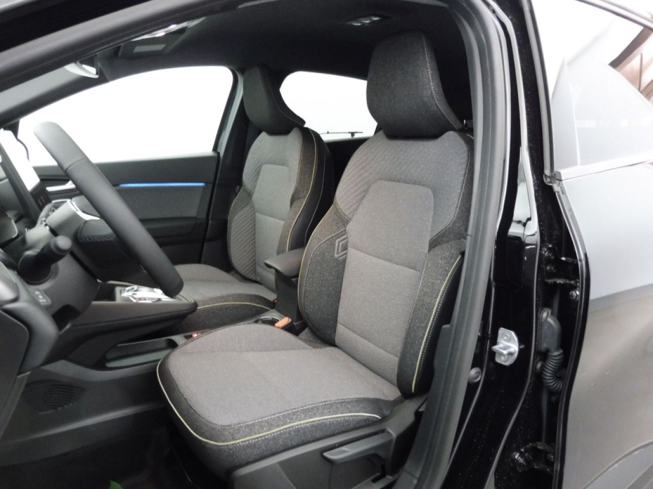 Mandataire RENAULT CAPTUR II 1.6 E-TECH FULL HYBRID 145CH TECHNO