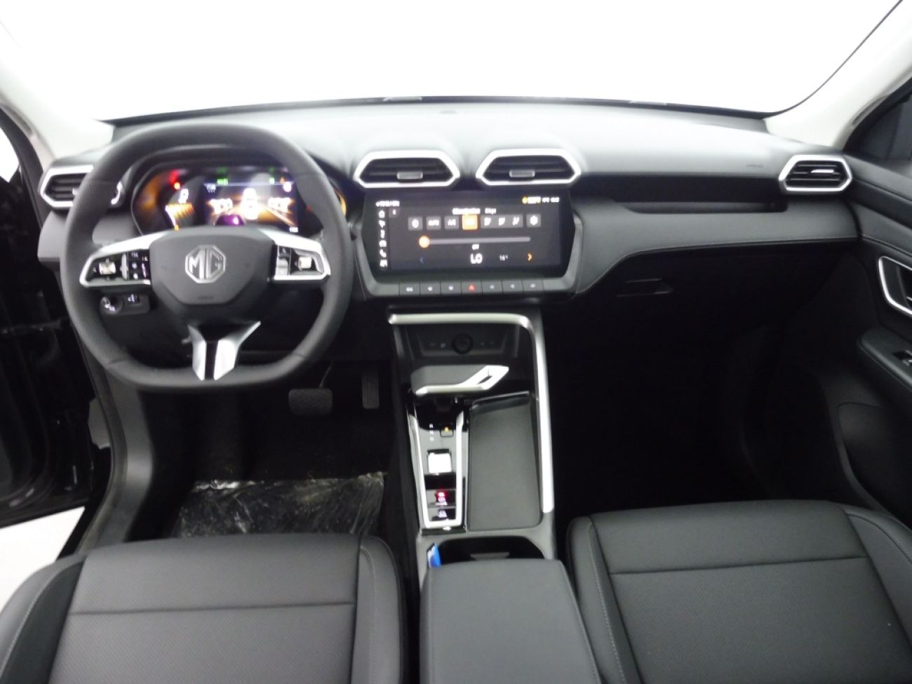 Mandataire MG ZS 1.5 HYBRID+ 197CH LUXURY