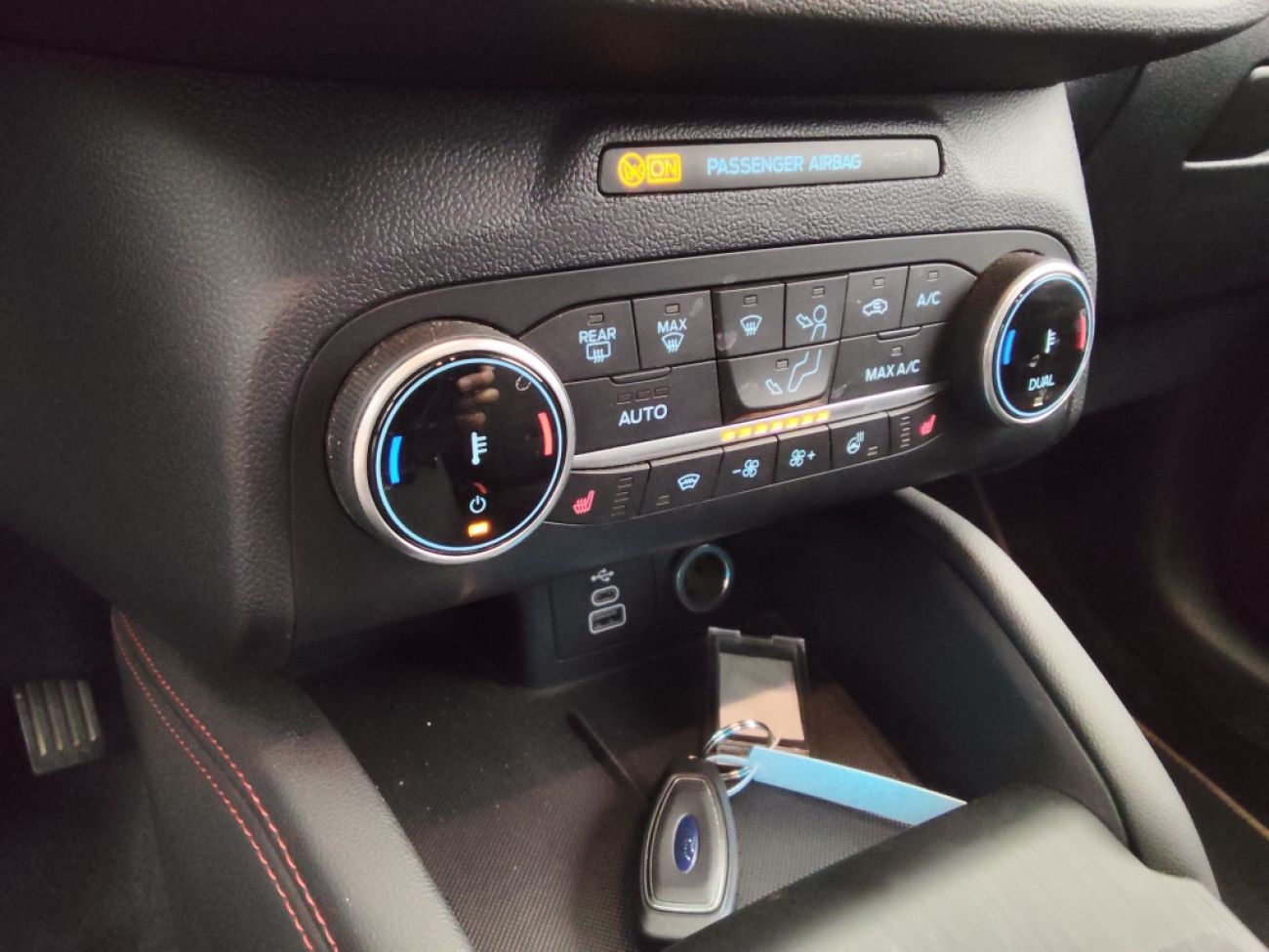Mandataire Ford Kuga 2.0 TDCI 120CH ST-LINE POWERSHIFT